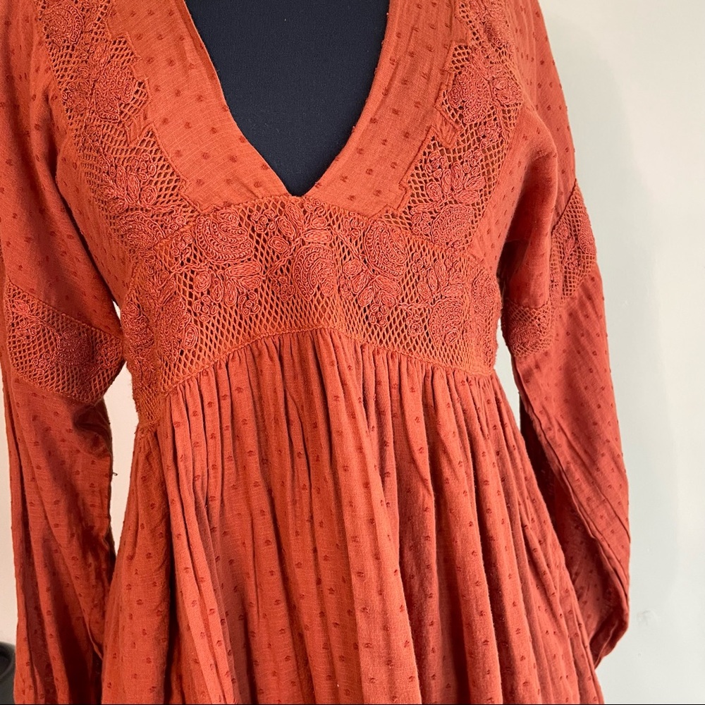Free People Sugarpie Mini Cinnamon Swiss Dot V-neck Dress - Picture 14 of 15